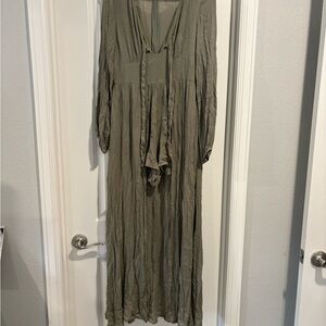 Unik Long Sleeve Olive Dress